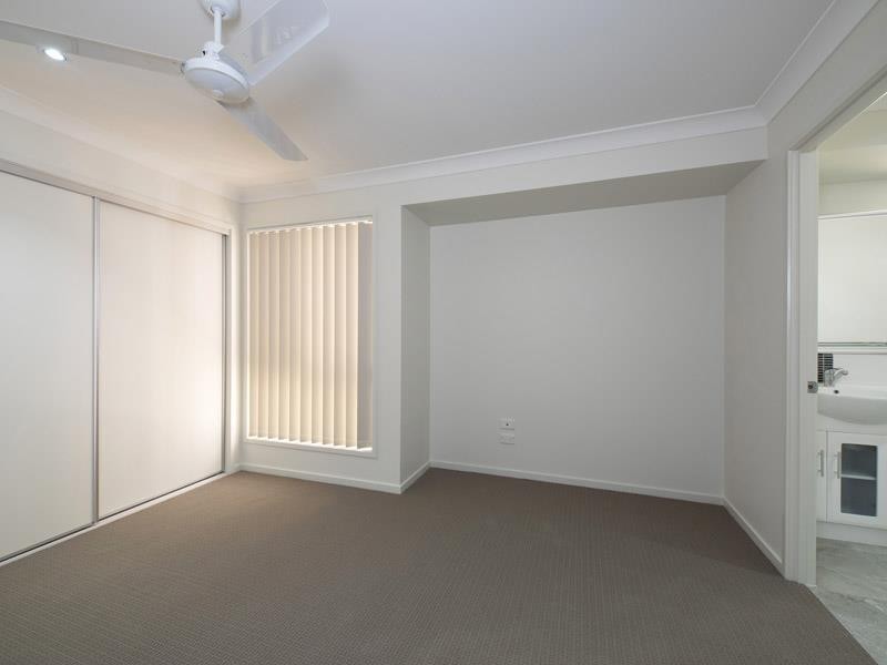 12 Conimbla Cres, Waterford QLD 4133