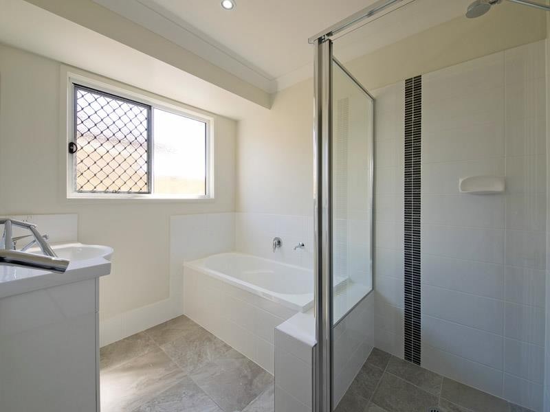 12 Conimbla Cres, Waterford QLD 4133