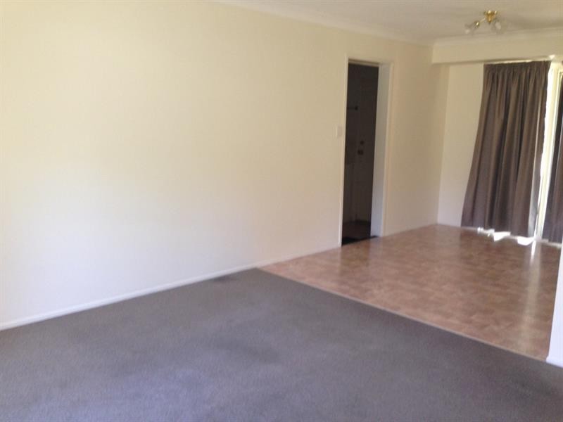 89 Overland Dr, Edens Landing QLD 4207