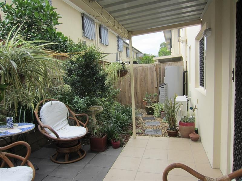 1/58 River Hills  Rd, Eagleby QLD 4207
