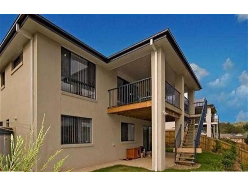 6 Matthews Cres, Pimpama QLD 4209