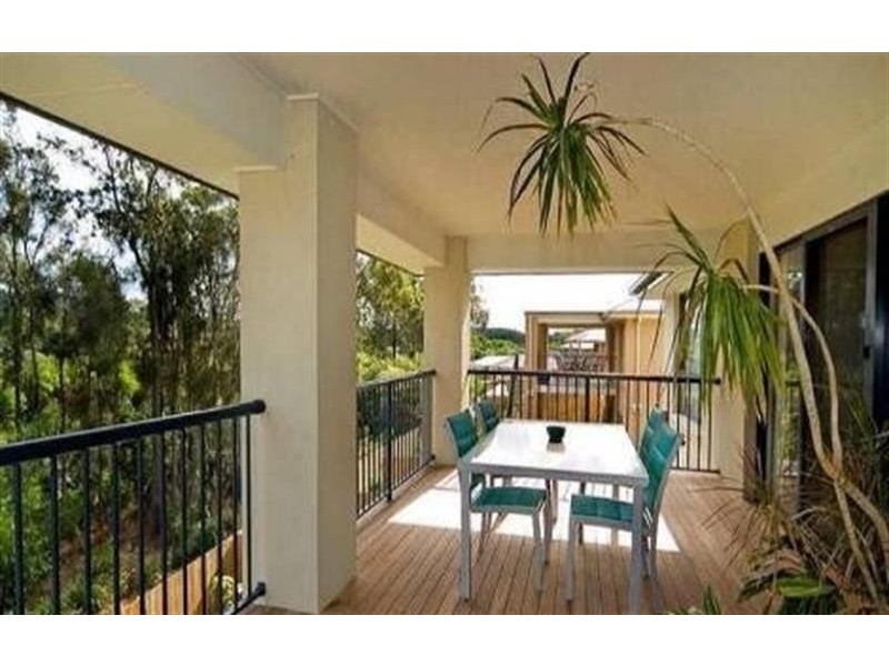 6 Matthews Cres, Pimpama QLD 4209