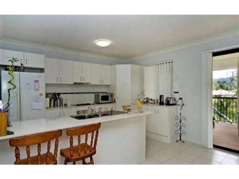 6 Matthews Cres, Pimpama QLD 4209