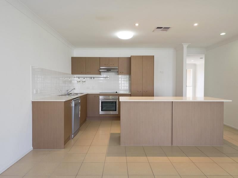 16 Fairweather St, Berrinba QLD 4117
