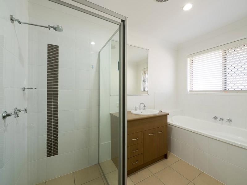 16 Fairweather St, Berrinba QLD 4117