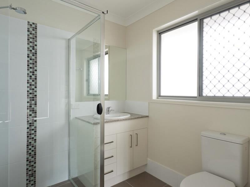 4 Greenvale  Cres, Maudsland QLD 4210