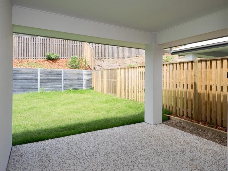 4 Greenvale  Cres, Maudsland QLD 4210