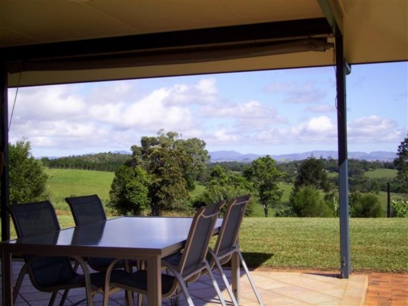 000 Gadgarra Rd, Yungaburra QLD 4884