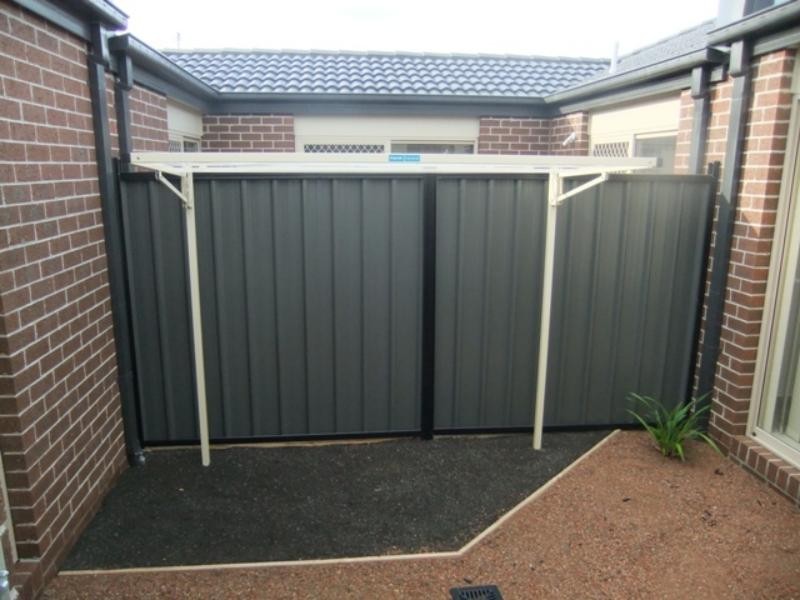 30 Tom Roberts Pde, Point Cook VIC 3030