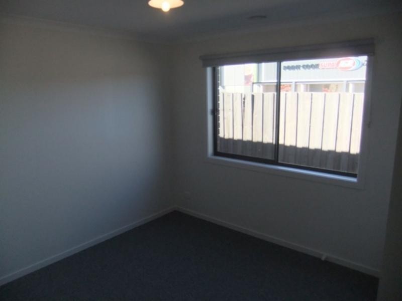 58A Tom Roberts Pde, Point Cook VIC 3030