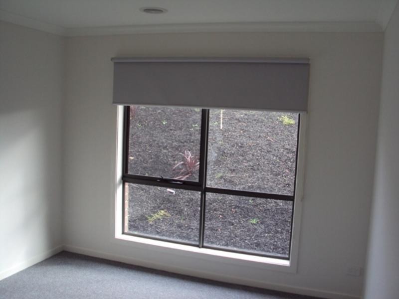 145 Phillip Dr, Sunbury VIC 3429