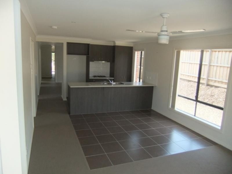 37 Dargo  Cres, Doreen VIC 3754