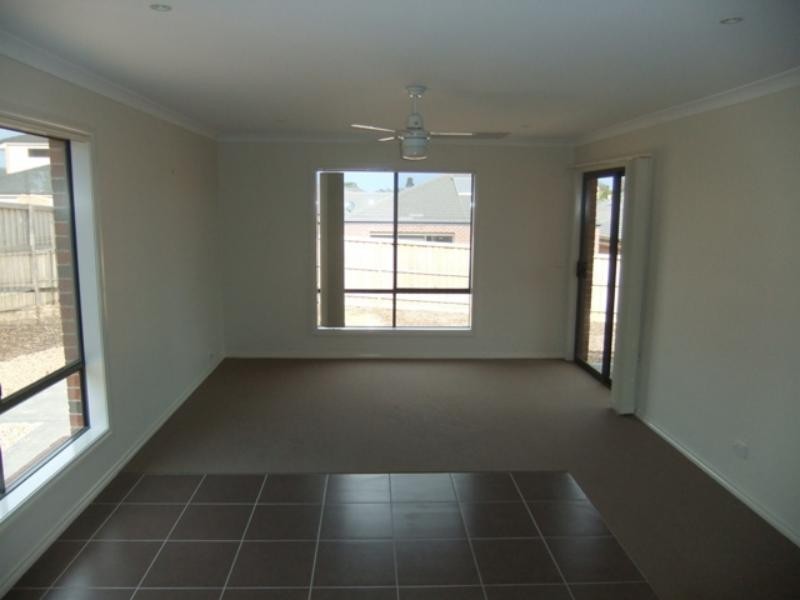 37 Dargo  Cres, Doreen VIC 3754