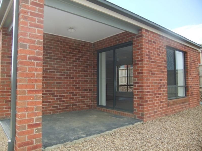 37 Dargo  Cres, Doreen VIC 3754