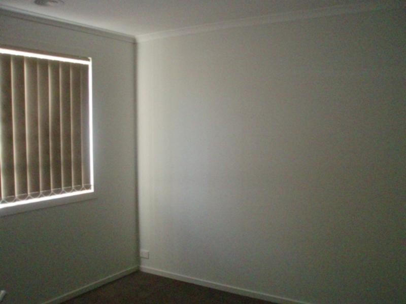 52 Duncombe Park Way, Deer Park VIC 3023