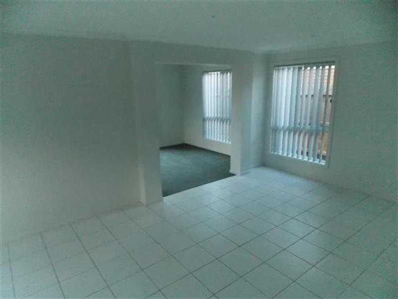 27 Dominion Tce, Truganina VIC 3029