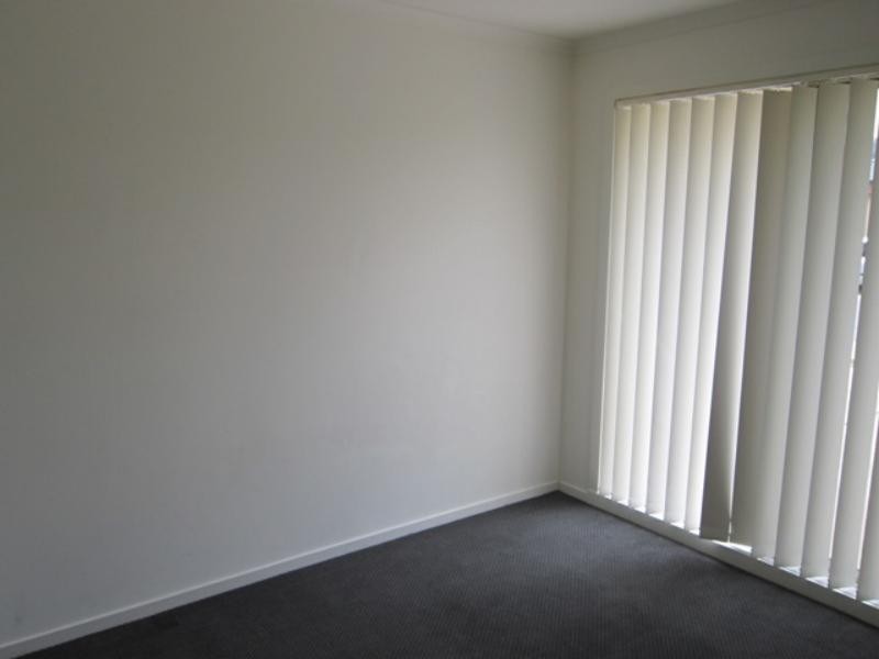 10 Glory St, South Morang VIC 3752