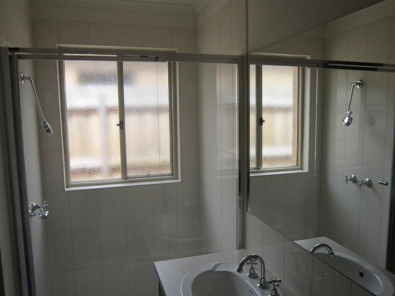 10 Glory St, South Morang VIC 3752