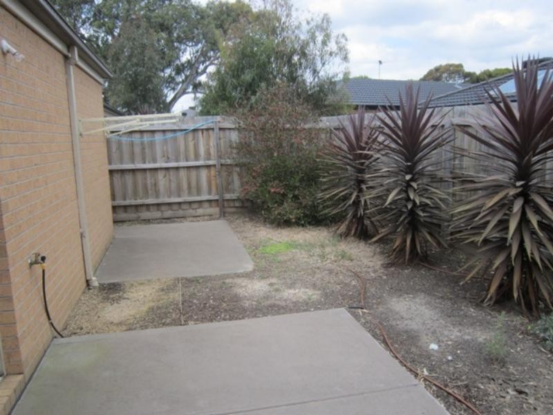 10 Glory St, South Morang VIC 3752