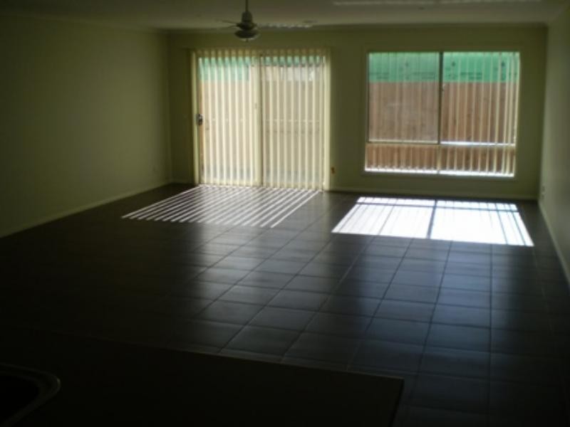 31 Harmony Dr, South Morang VIC 3752