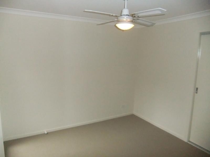 26 Tom Roberts Pde, Point Cook VIC 3030