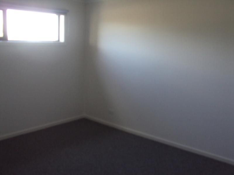 164 Phillip Dr, Sunbury VIC 3429