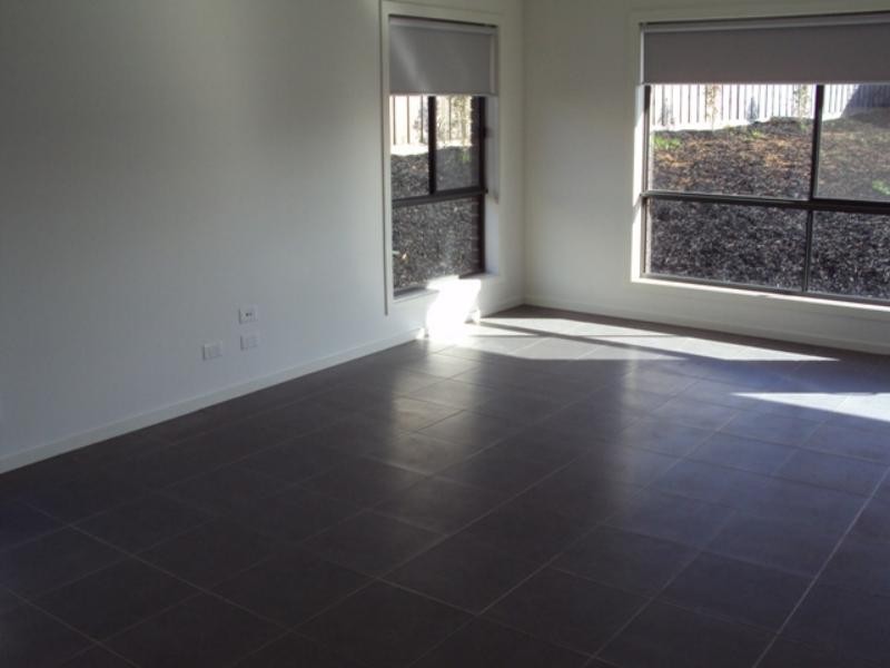 164 Phillip Dr, Sunbury VIC 3429