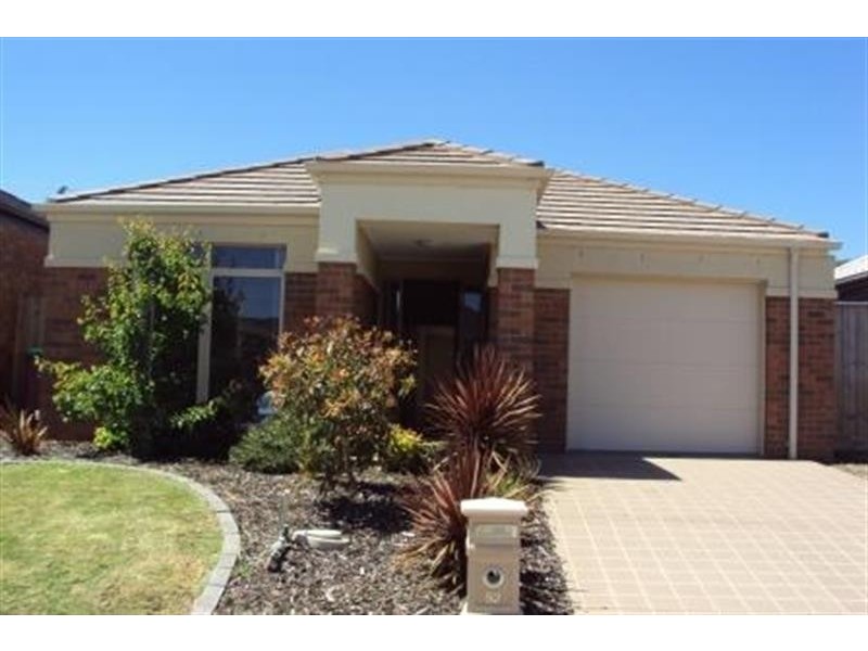 52 Silverwattle Dr, Lyndhurst VIC 3975