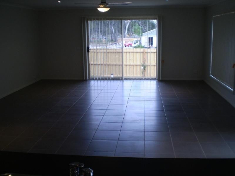 246 The Lakes Bvd, South Morang VIC 3752