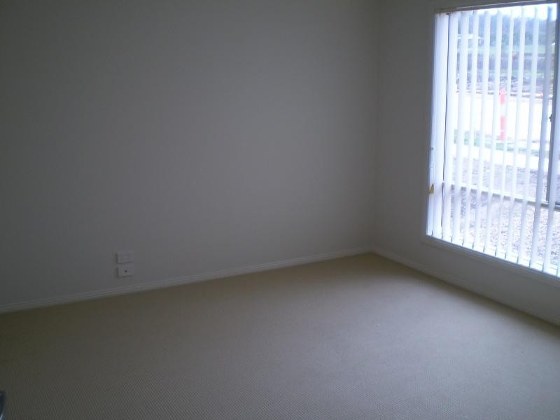 246 The Lakes Bvd, South Morang VIC 3752