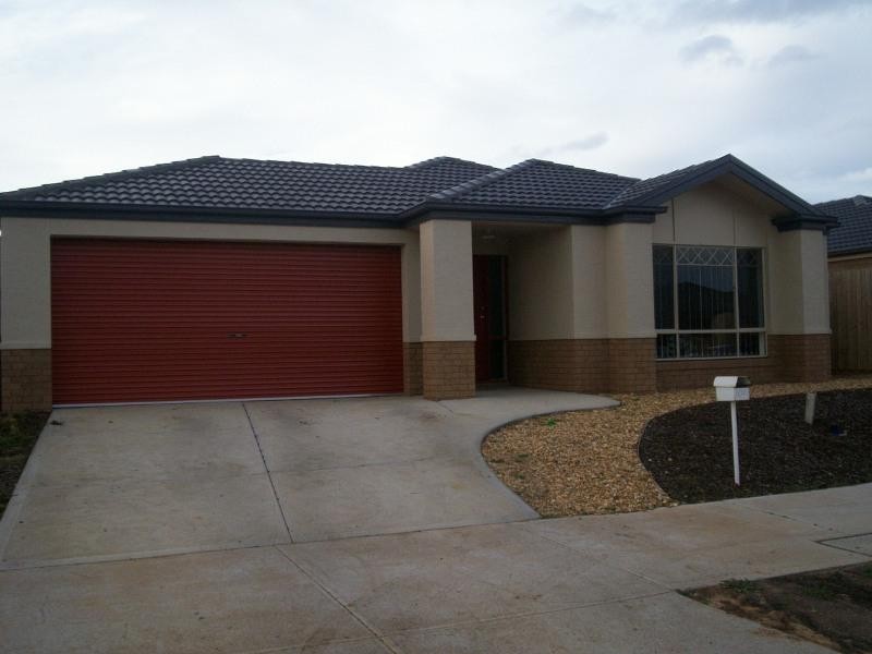148 Rose Grange Bvd, Tarneit VIC 3029