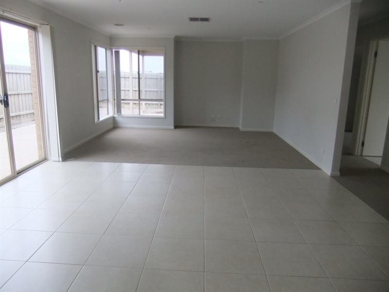 148 Rose Grange Bvd, Tarneit VIC 3029