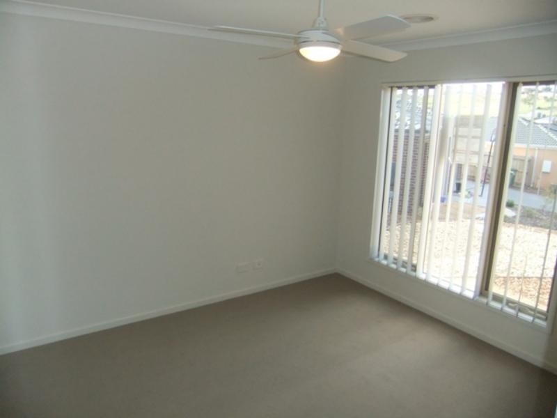 16 St Mellion  Cl, Sunbury VIC 3429