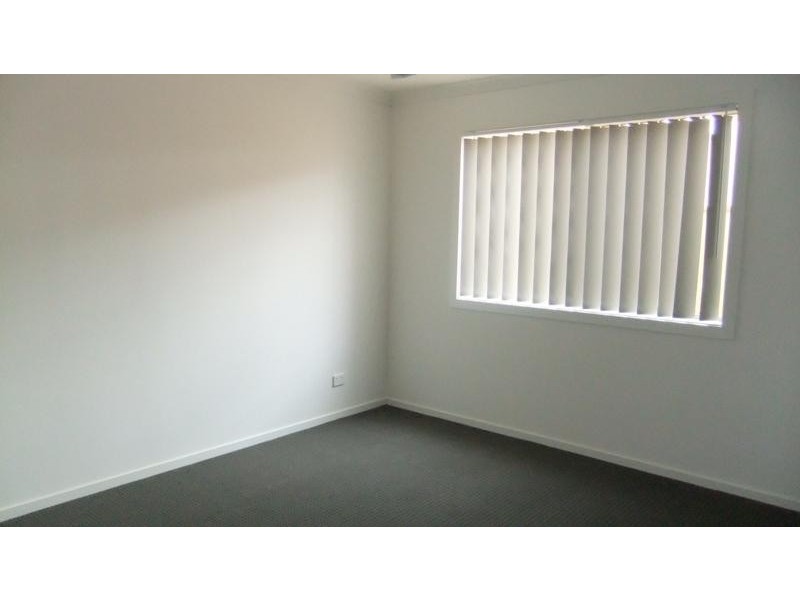 6 Treeview Dr, South Morang VIC 3752