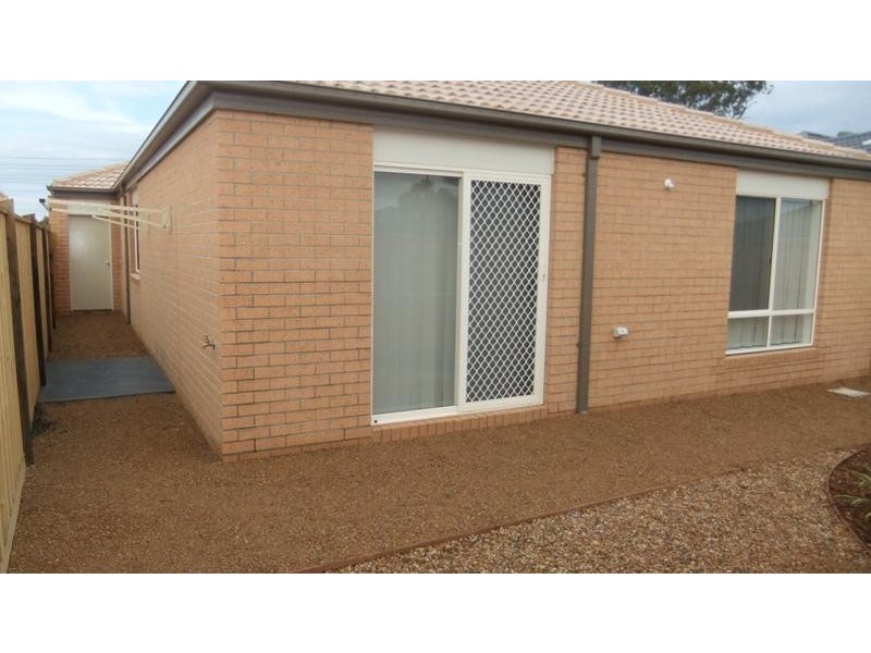 6 Treeview Dr, South Morang VIC 3752