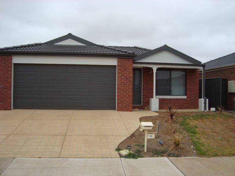 78 Duncombe Park Way, Deer Park VIC 3023