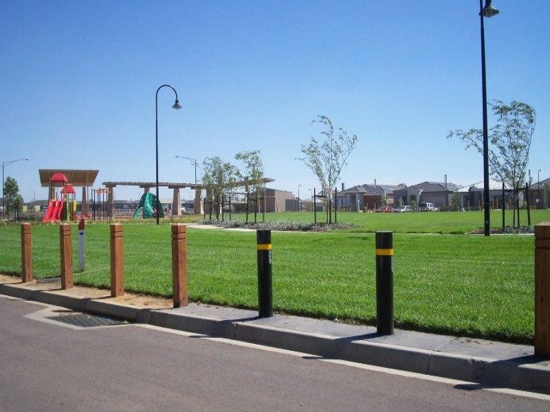 80 Duncombe Park Way, Deer Park VIC 3023