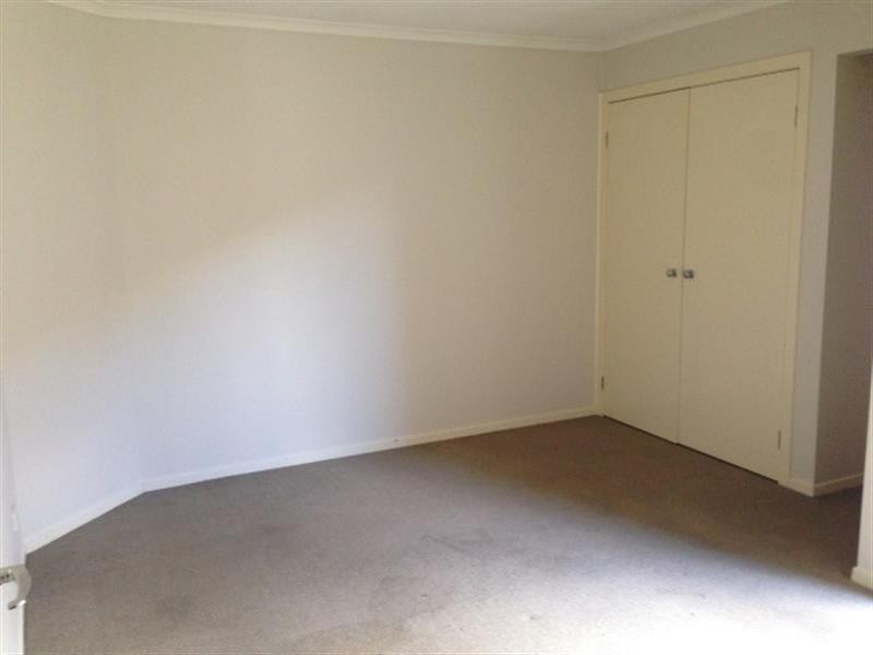 5 Harmony Dr, South Morang VIC 3752
