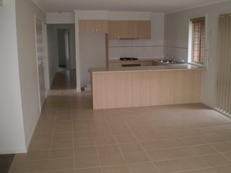 9 Harrow Pl, Truganina VIC 3029