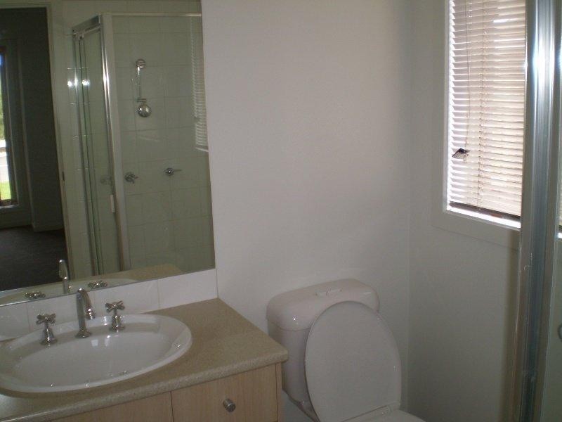 9 Harrow Pl, Truganina VIC 3029