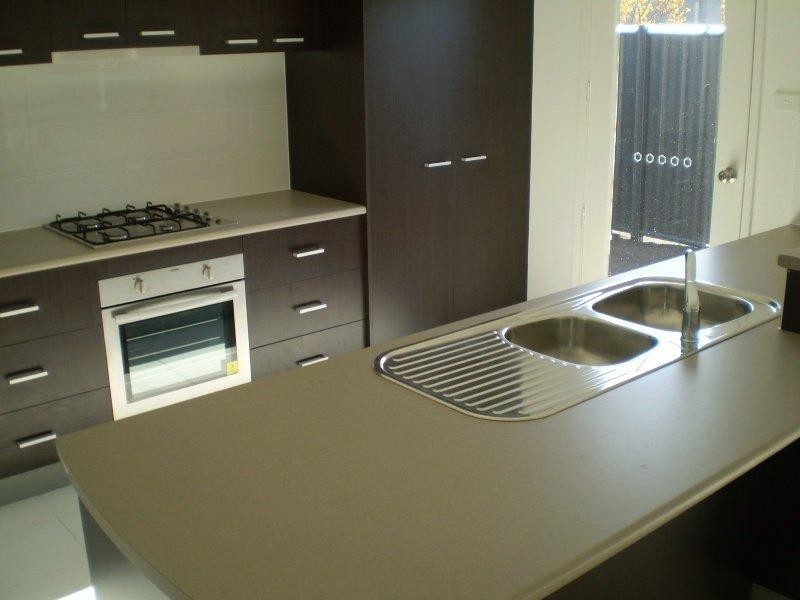 63 Duncombe Park  Way, Deer Park VIC 3023