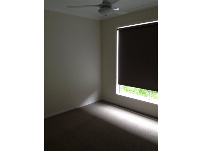 6 Edmondshaw Dr, Deer Park VIC 3023