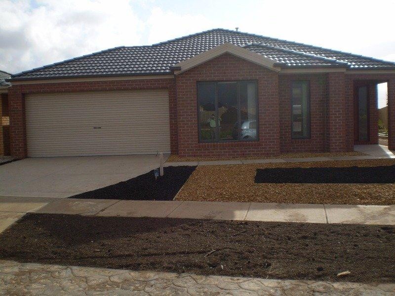 88 Rose Grange  Bvd, Tarneit VIC 3029