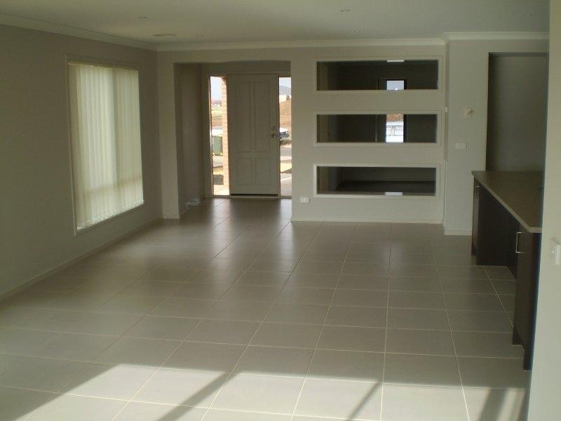 88 Rose Grange  Bvd, Tarneit VIC 3029