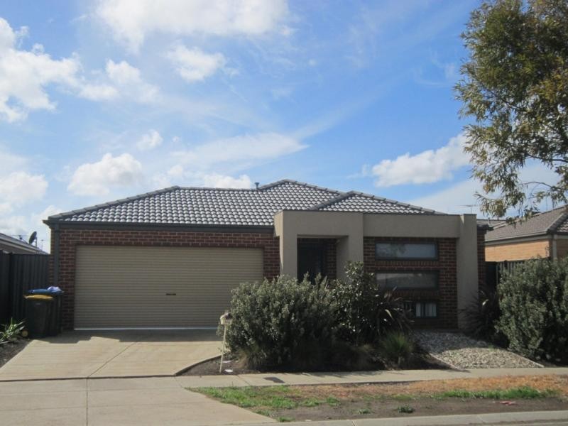 194 Riversdale Dr, Tarneit VIC 3029