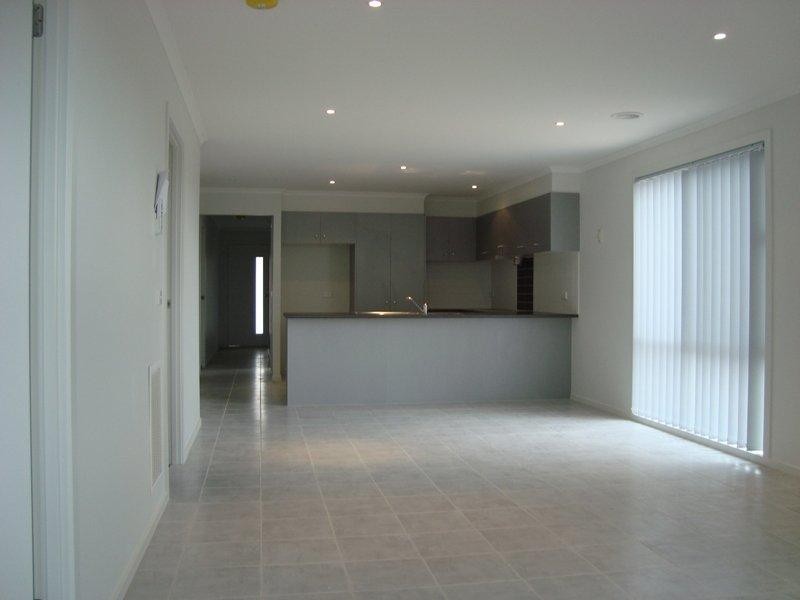 57 Hatchlands  Dr, Deer Park VIC 3023