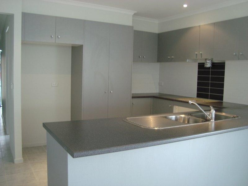 57 Hatchlands  Dr, Deer Park VIC 3023