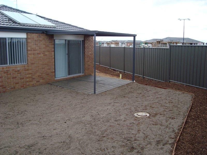 57 Hatchlands  Dr, Deer Park VIC 3023