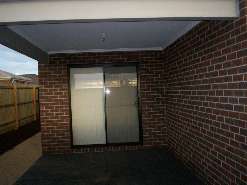 22 Billabong Cres, Tarneit VIC 3029
