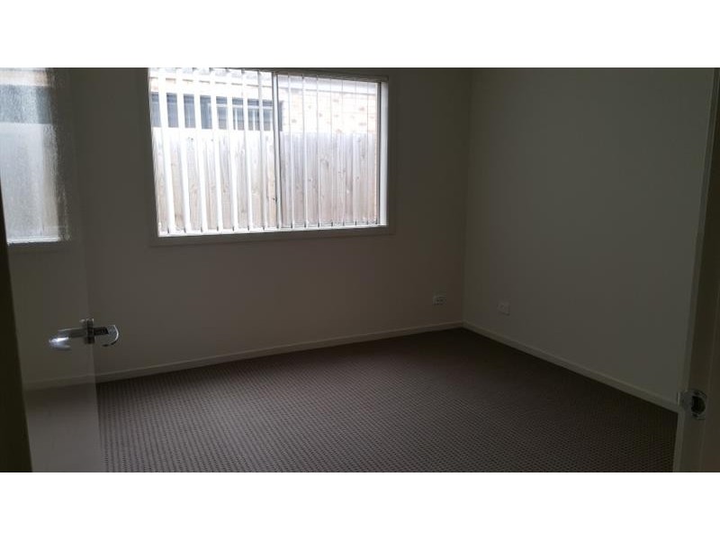 262 The Lakes  Bvd, South Morang VIC 3752
